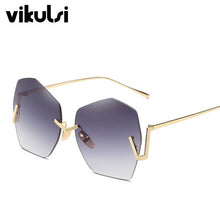 Load image into Gallery viewer, Cool Grey Retro Sunglasses