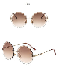Load image into Gallery viewer, Rimless Flower Cutting Sunglasses