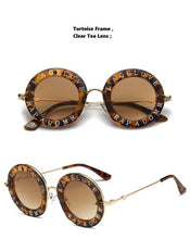 Load image into Gallery viewer, Cute Bee Vintage